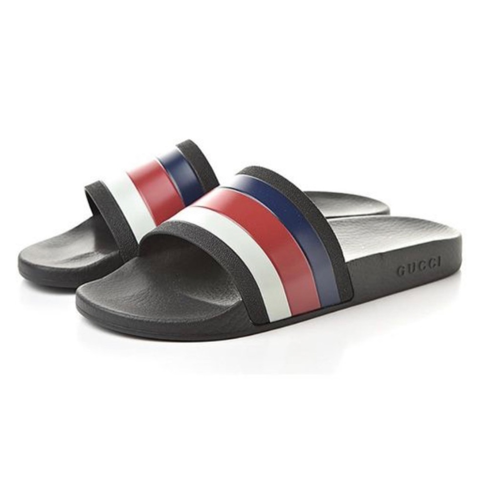 GUCCI
Men's Web Pursuit Rubber Pool Slide In Black Red Blue